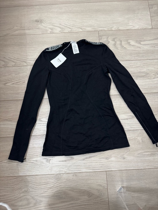 Wolford Tops - Wolford Black Fitted Top & Leggings with Trim small top Large Leggings